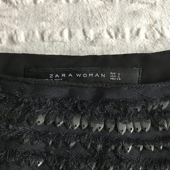 NWOT Zara sequin miniskirt - Picture 2 of 2